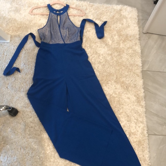 Gorgeous Bebe Halter Style Jumpsuit 💗 - Picture 3 of 16